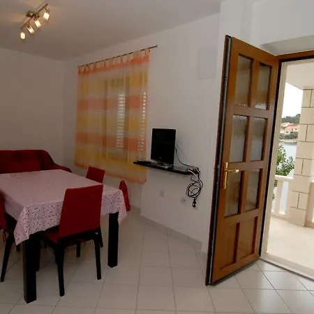 Sikluf-128-2 Apartment Lumbarda