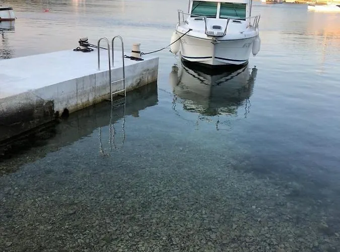 Sikluf-128-2 Apartment *